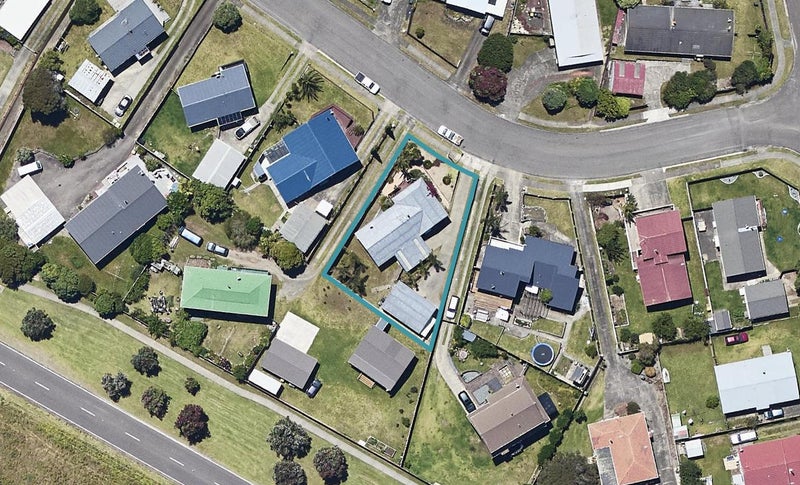 22 Landscape Road, Coastlands, Whakatane - Carousel 1