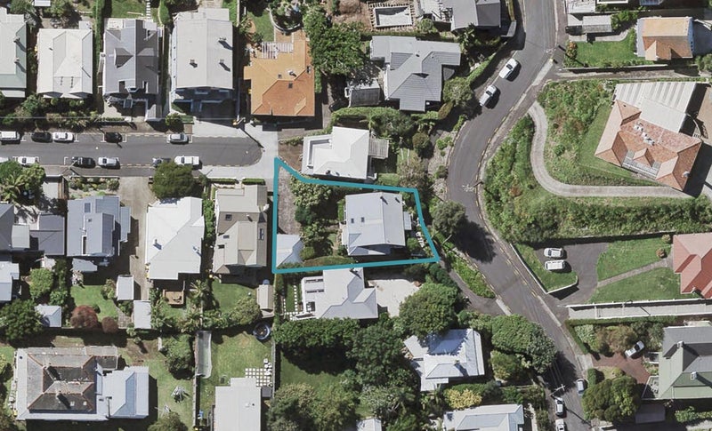 25 Mays Street, Devonport, Auckland - Carousel 1