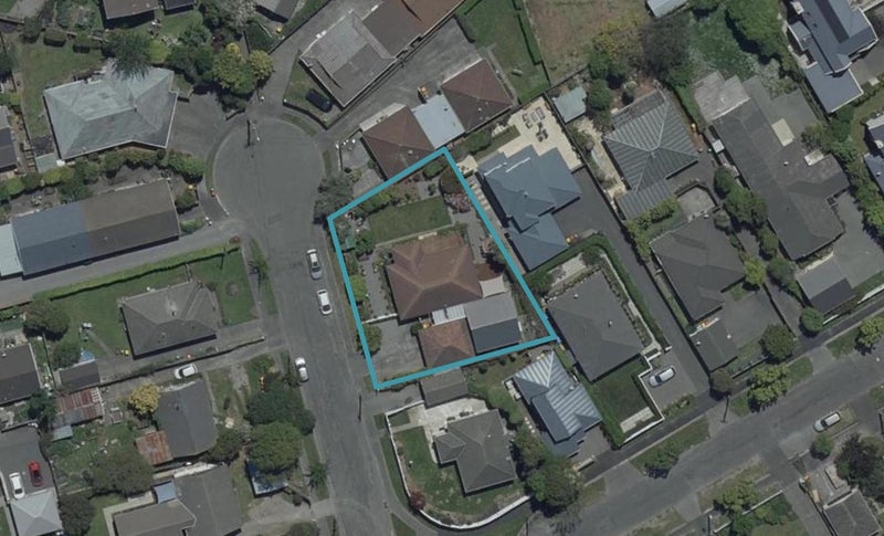 62 Garreg Road, Bryndwr, Christchurch - Carousel 1
