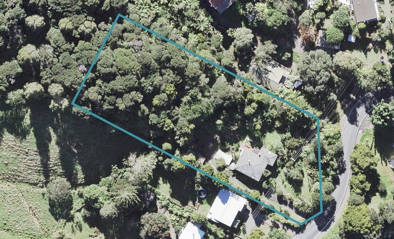 1268 Huia Road, Huia, Auckland - Carousel 1