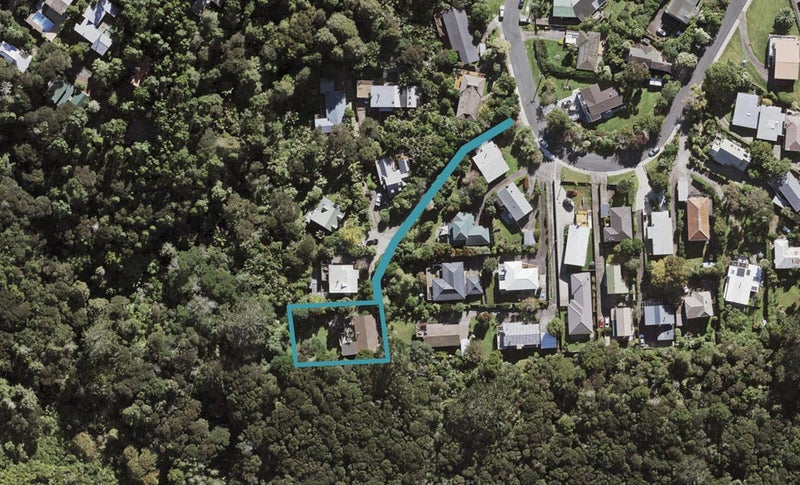 34 Coroglen Avenue, Birkenhead, Auckland - Carousel 1