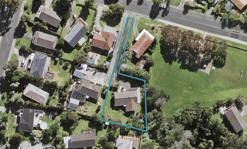 37 Spinella Drive, Bayview, Auckland - Carousel 1