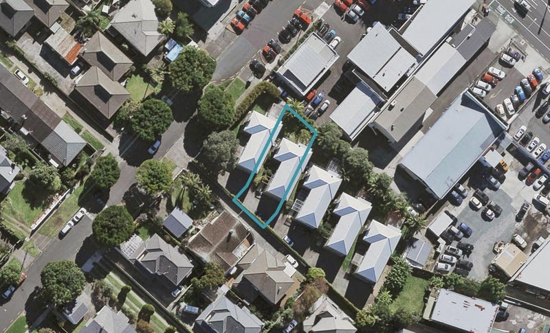 4A Matai Road, Greenlane, Auckland - Carousel 1