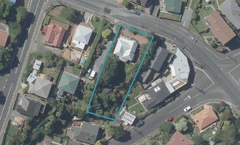 10 Glen Road, Mornington, Dunedin - Carousel 1