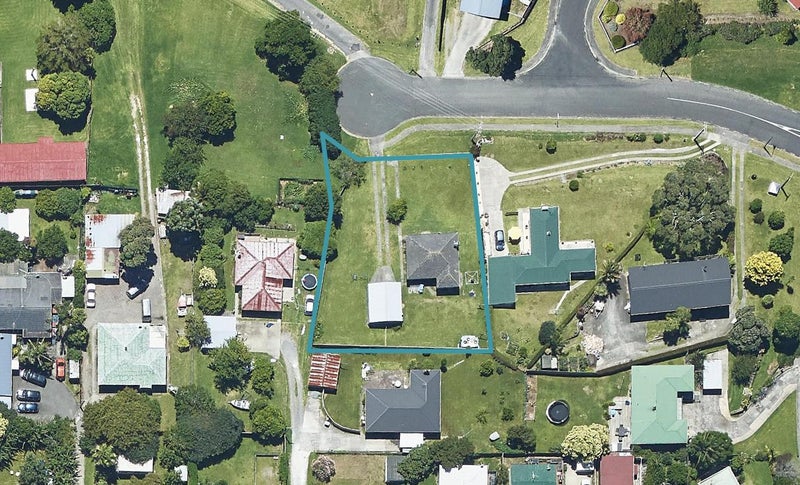 5 Tamahika Street, Hairini, Tauranga - Carousel 1