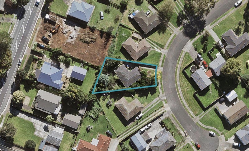 9 Cessna Crescent, Mangere, Auckland - Carousel 1
