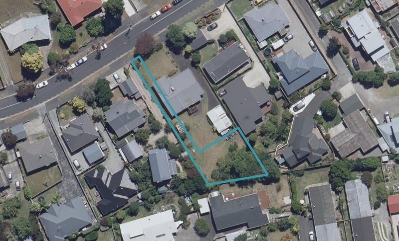 4/16 McCracken Avenue, Hillcrest, Hamilton - Carousel 1