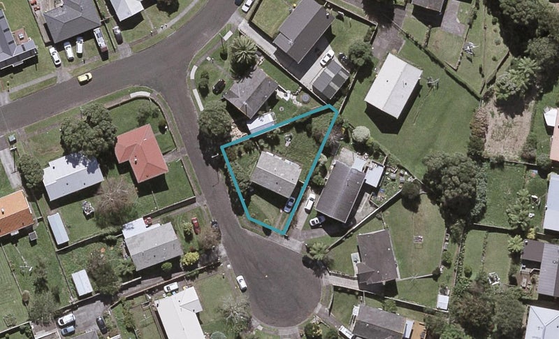 3 Anson Place, Westown, New Plymouth - Carousel 1