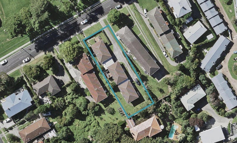 1/9 Roberts Avenue, Bayswater, Auckland - Carousel 1