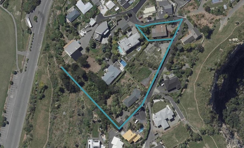 27 Balmoral Lane, Redcliffs, Christchurch - Carousel 1