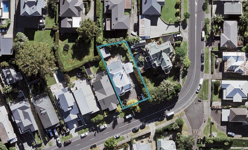3 West End Road, Herne Bay, Auckland - Carousel 1