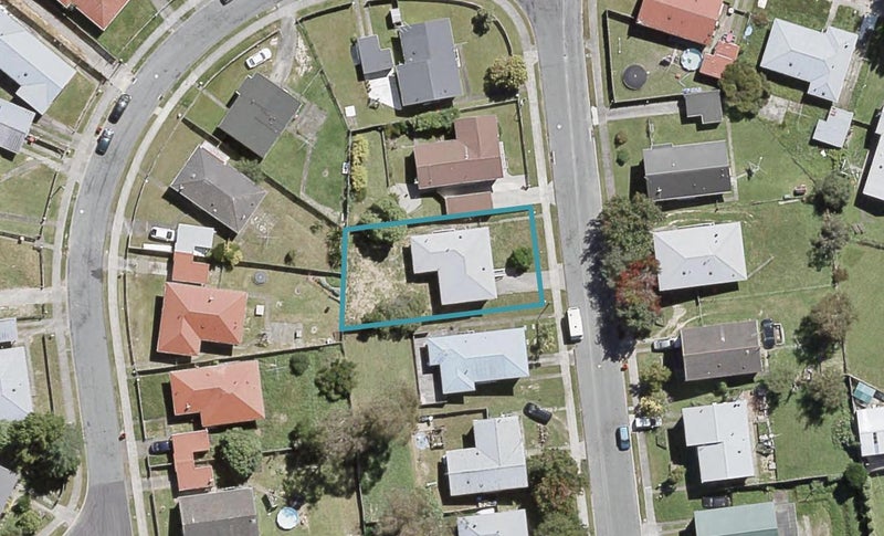 29 Speargrass Grove, Timberlea, Upper Hutt - Carousel 1