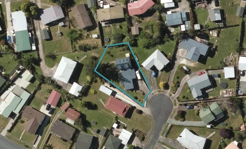 5 Leonard Place, Onerahi, Whangarei - Carousel 1