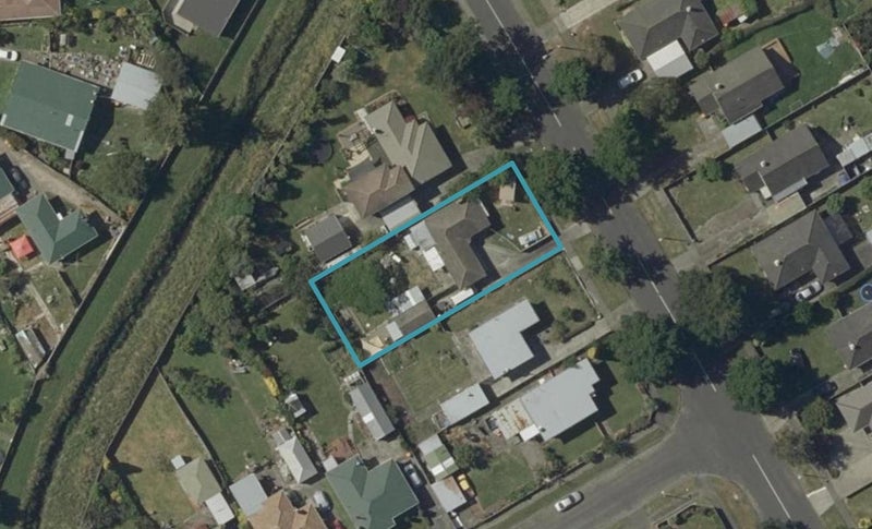 70 Seddon Street, Takaro, Palmerston North - Carousel 1