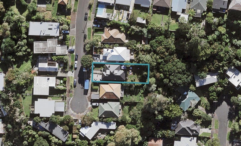 6 Herringson Avenue, Grey Lynn, Auckland - Carousel 1