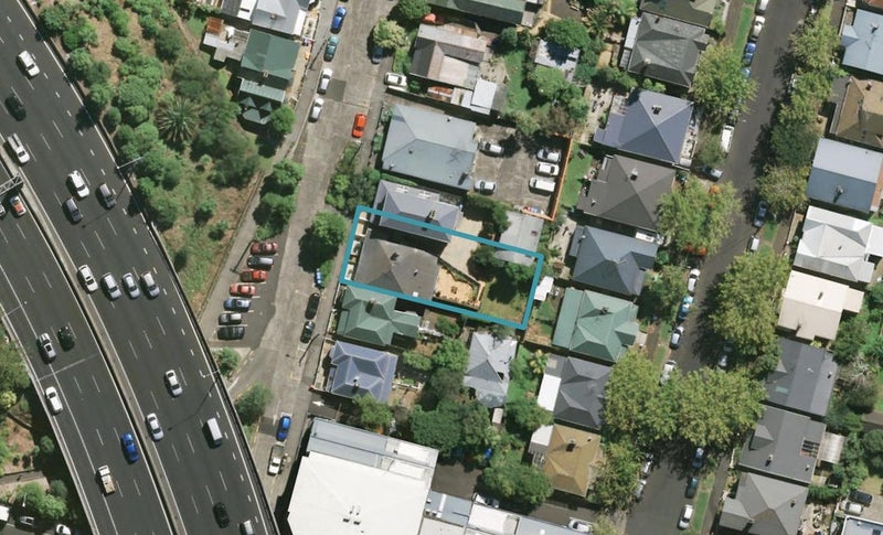 7 Claremont Street, Grafton, Auckland - Carousel 1