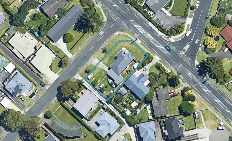 2 Regent Street, Brookfield, Tauranga - Carousel 1