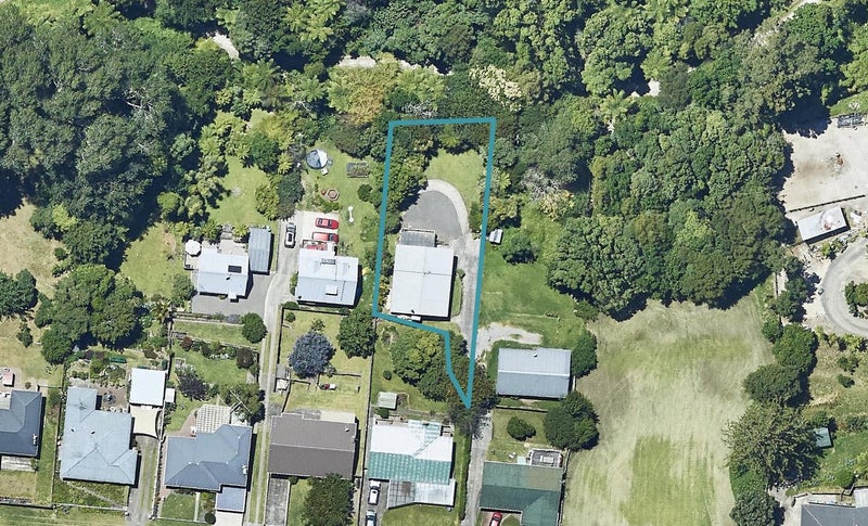 33B Esk Street, Parkvale, Tauranga - Carousel 1