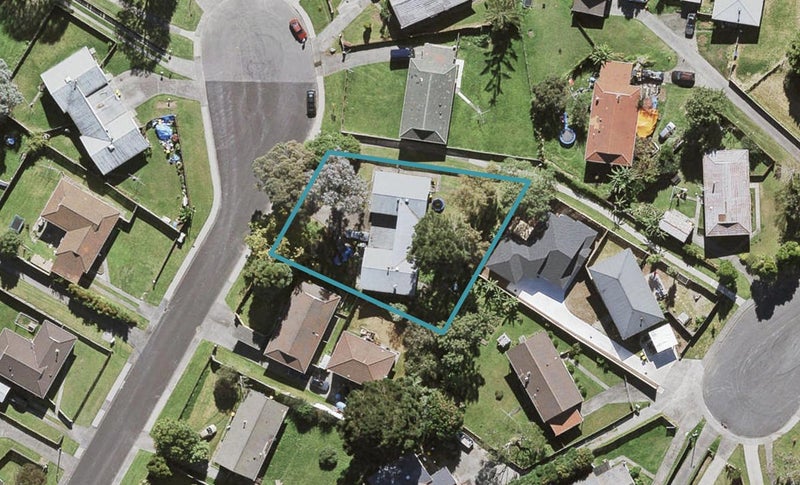 23 Brougham Place, West Harbour, Auckland - Carousel 1