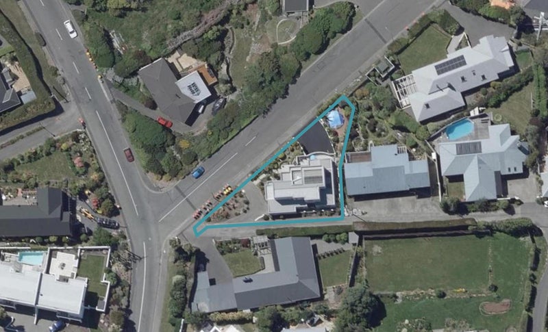 221 Mount Pleasant Road, Mount Pleasant, Christchurch - Carousel 1