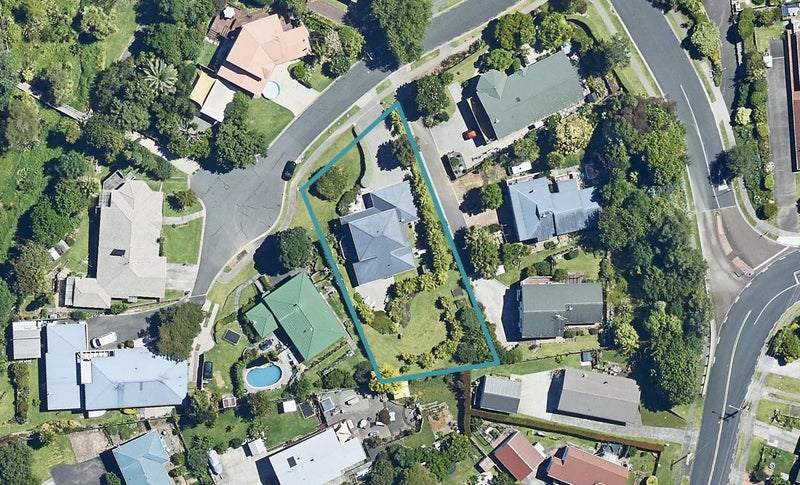 11 LITTLE JOHN DRIVE, Bellevue, Tauranga - Carousel 1