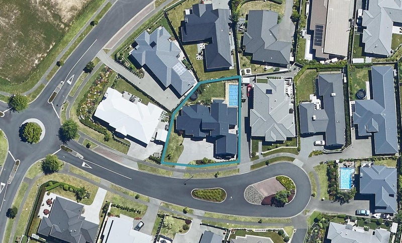 5 Kirkhill Close, Bethlehem, Tauranga - Carousel 1