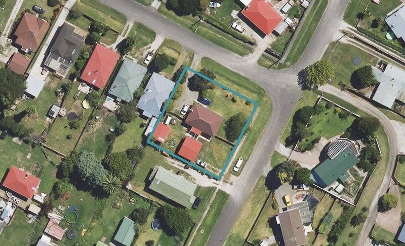19 Oman Street, Kaiti, Gisborne - Carousel 1