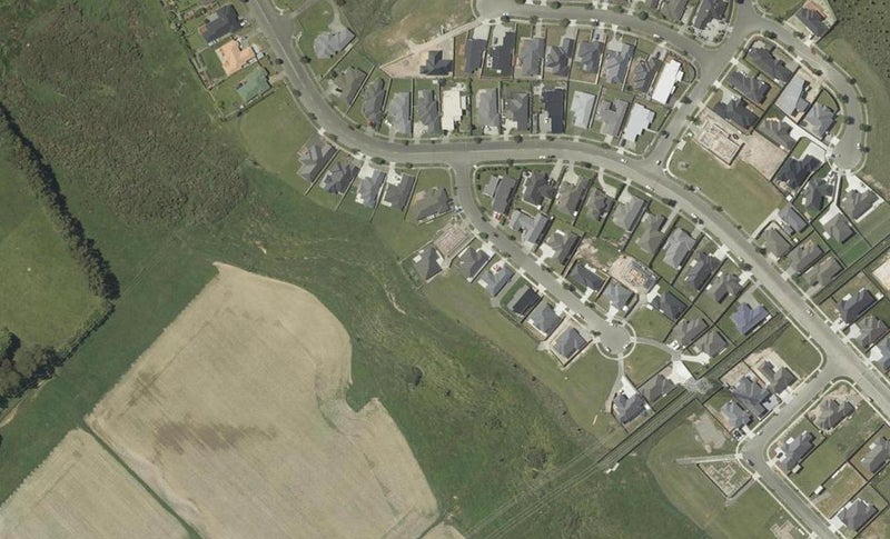 10 Varsity Heights, Fitzherbert, Palmerston North - Carousel 1