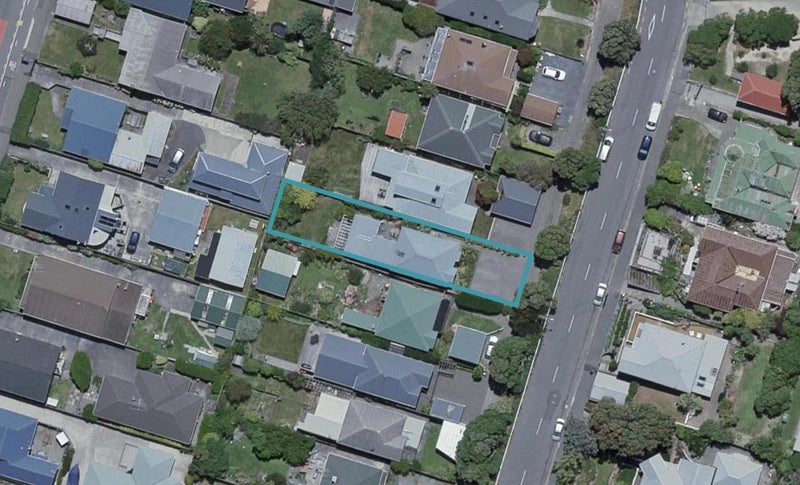 128 Clyde Street, Island Bay, Wellington - Carousel 1