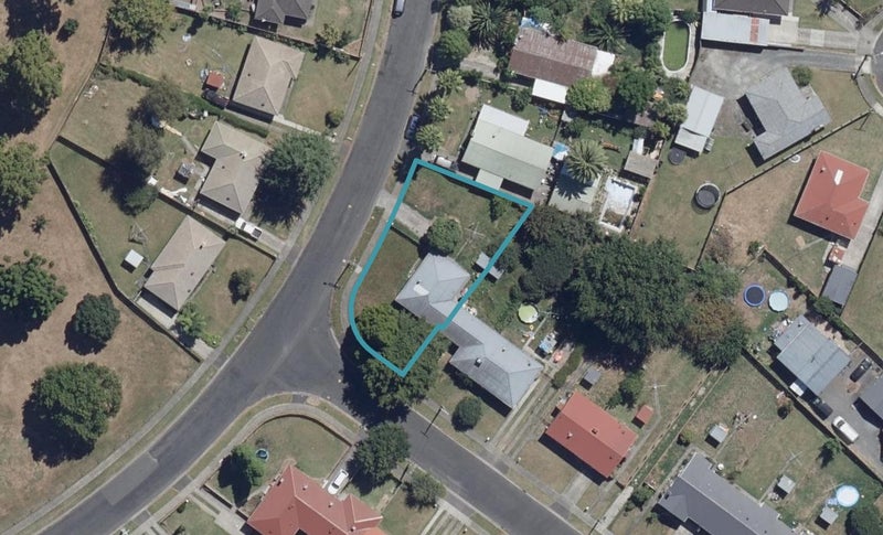 36 Wordsworth Crescent, Enderley, Hamilton - Carousel 1