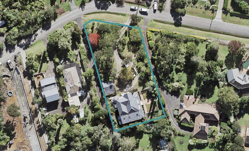 13 Oscar Road, Greenhithe, Auckland - Carousel 1