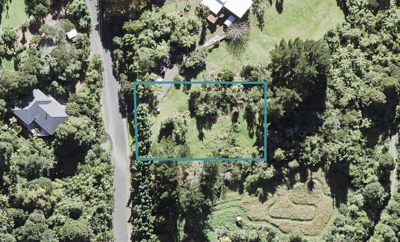 31 Rimu Road, Oratia, Auckland - Carousel 1