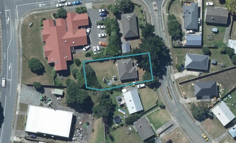 4 Kaituna Street, Waitangirua, Porirua - Carousel 1