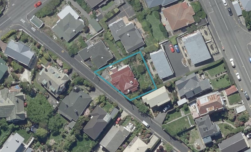9 Charlotte Street, Roslyn, Dunedin - Carousel 1
