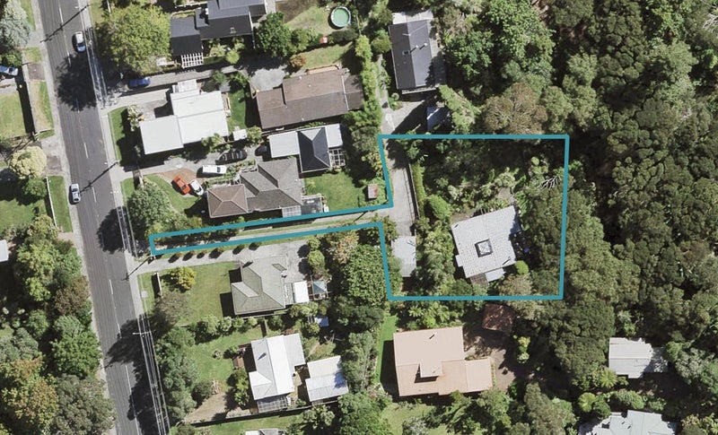 150B Atkinson Road, Titirangi, Auckland - Carousel 1
