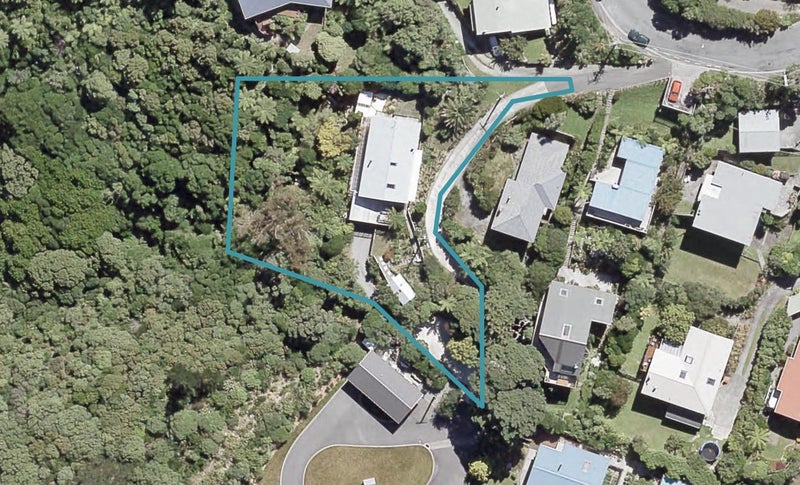 9B Titiro Moana Road, Korokoro, Lower Hutt - Carousel 1