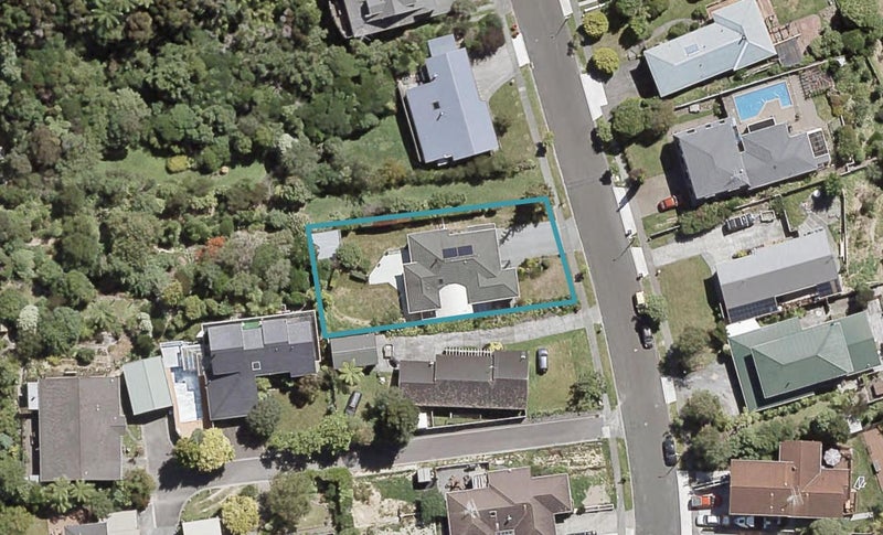 12 Seymour Grove, Kingsley Heights, Upper Hutt - Carousel 1