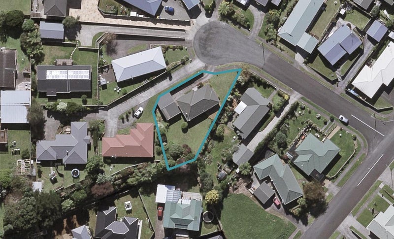 7 Fantome Place, Whalers Gate, New Plymouth - Carousel 1