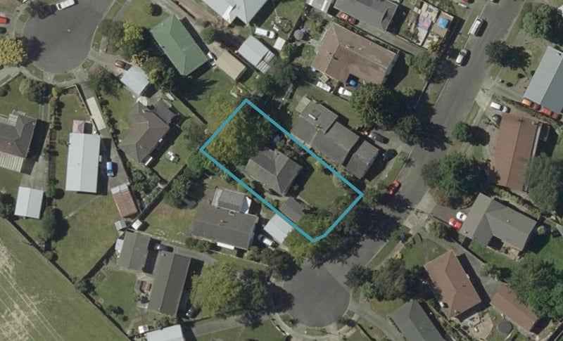 38 Escort Grove, Awapuni, Palmerston North - Carousel 1