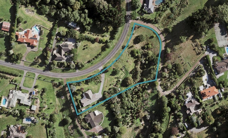 57 Polo Prince Drive, Manurewa - Carousel 1