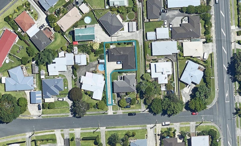 9B Lynwood Place, Brookfield, Tauranga - Carousel 1