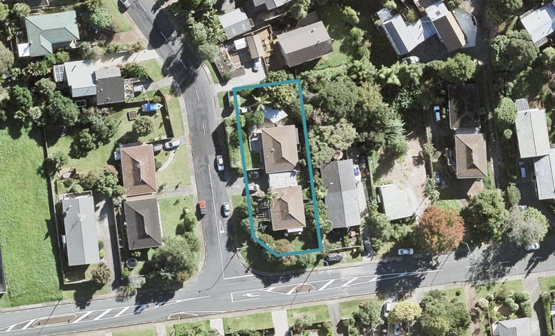 2/47 Glamorgan Drive, Torbay, Auckland - Carousel 1