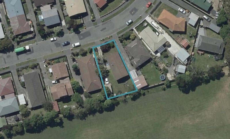 20 Kawau Crescent, Bromley, Christchurch - Carousel 1
