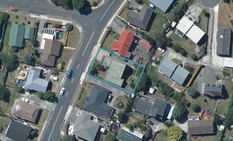 47 Tweed Road, Papakowhai, Porirua - Carousel 1