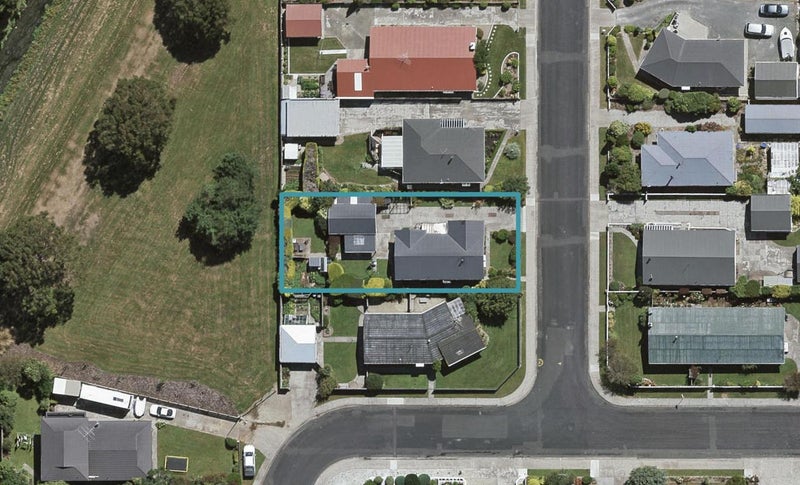 15 Ascot Terrace, Kingswell, Invercargill - Carousel 1