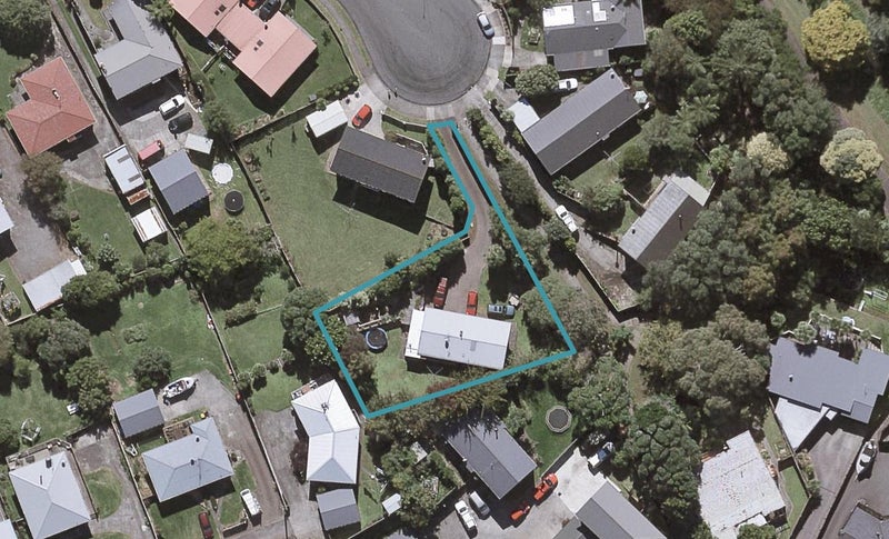 6 Cassia Place, Bell Block, New Plymouth - Carousel 1
