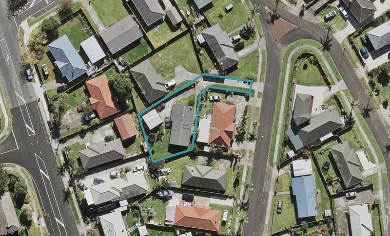 7 Tua Place, Favona, Auckland - Carousel 1