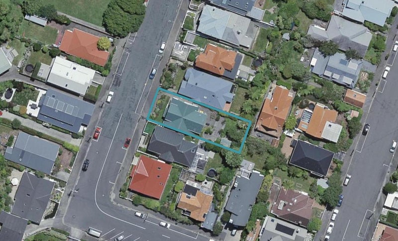 51 Glen Road, Kelburn, Wellington - Carousel 1