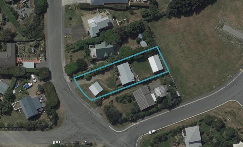 15 James Drive, Diamond Harbour, Lyttelton - Carousel 1