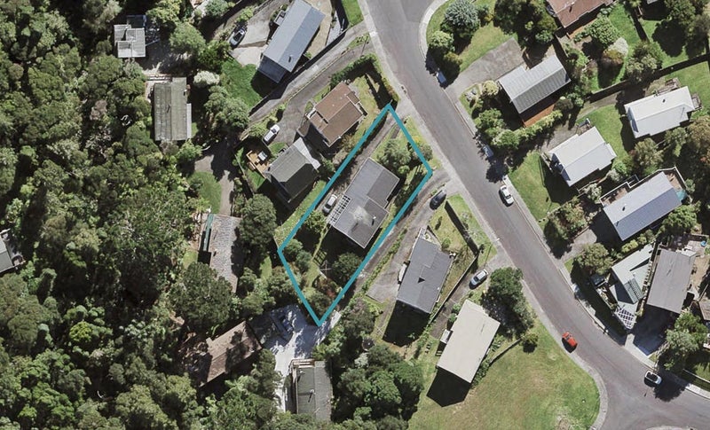 18 Anne McLean Drive, Bayview, Auckland - Carousel 1